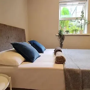 https://blima-central-rooms.dublin-hotelsweb.com