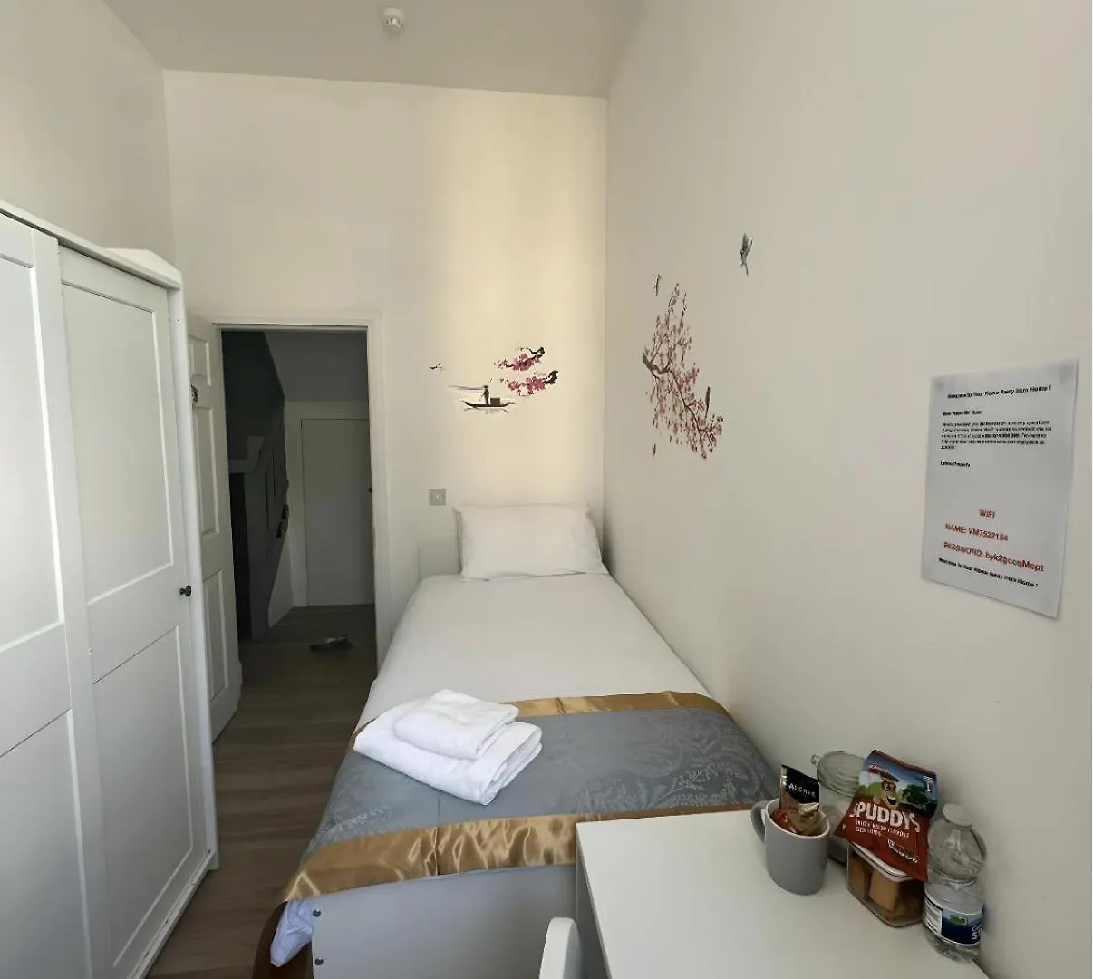 Leitrim Property קורק 0*,